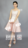 粉色蕾丝圆领无袖厚锻短礼服