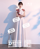 白色旗袍领红牡丹礼服