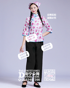 白色粉花村姑演出服