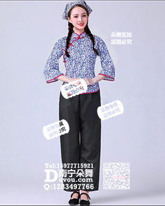 蓝白碎花演出演出服