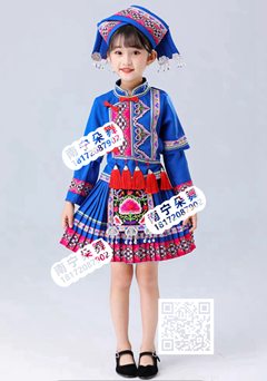 宝蓝斜襟长袖壮族女童