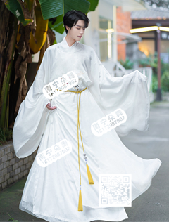 白色圆领仙鹤大袖汉服男装