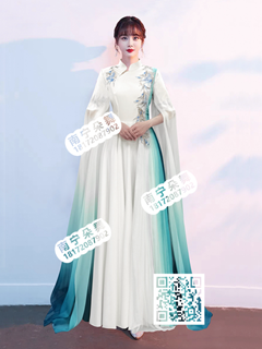 白蓝渐变立领竹叶飘袖长裙1