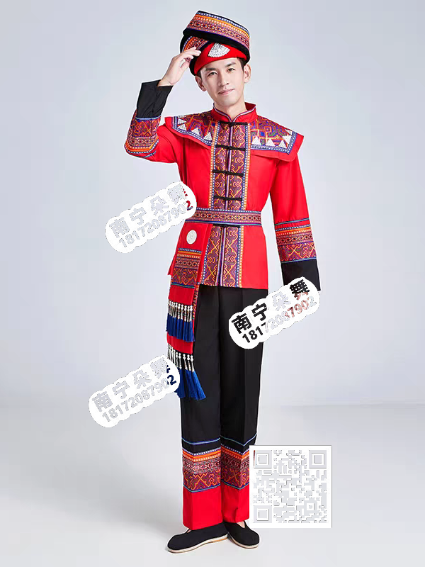红衣黑裤壮锦蓝吊须腰壮族男