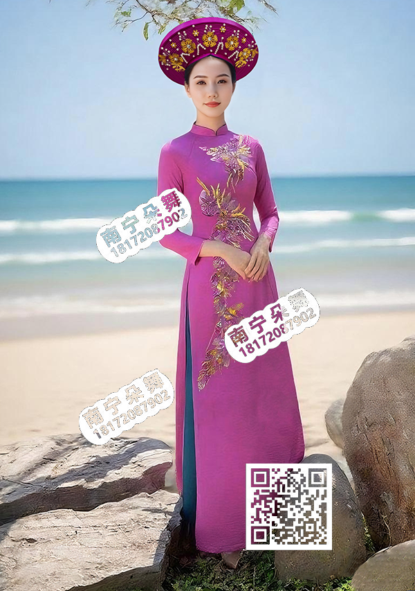 玫红金花越南风京族女装