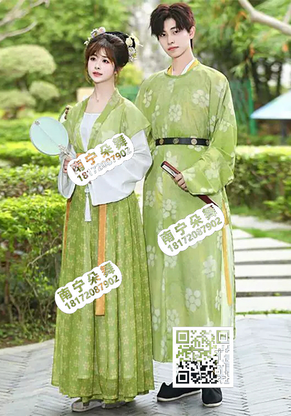 绿褂白衣女碎花男汉服