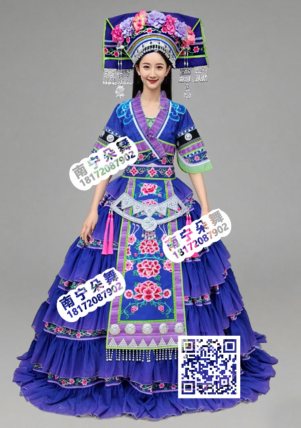 蓝色多层百褶裙中袖壮族女装2