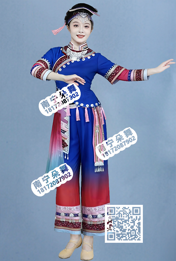 蓝色斜襟银饰双层袖幸福就要跺跺脚壮族女裤装