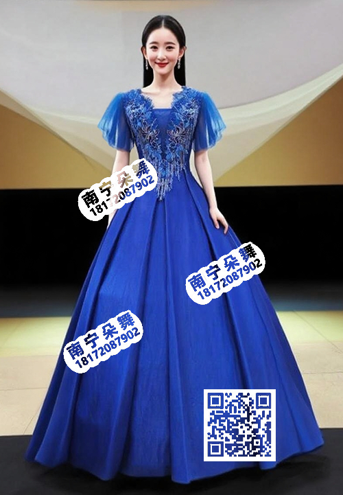 宝蓝荷叶袖厚缎蓬蓬长礼服