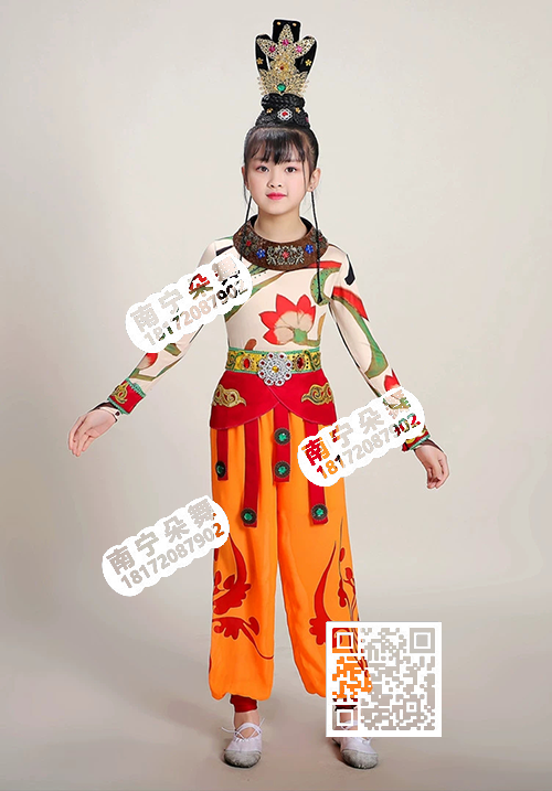 橙白荷花灼灼千姿敦煌女童